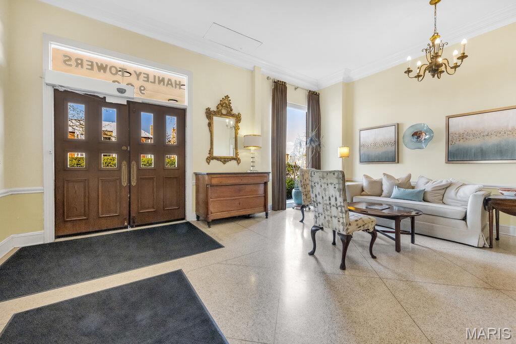 900 South Hanley Road, Unit 12E Clayton, MO 63105 - Photo 31 of 46