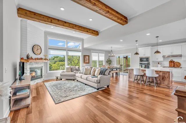 $775,000 | 1347 Kanza Drive, Lawrence, KS 66049