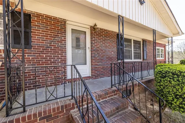 $1,800 | 2058 Green Forrest Drive, Decatur, GA 30032