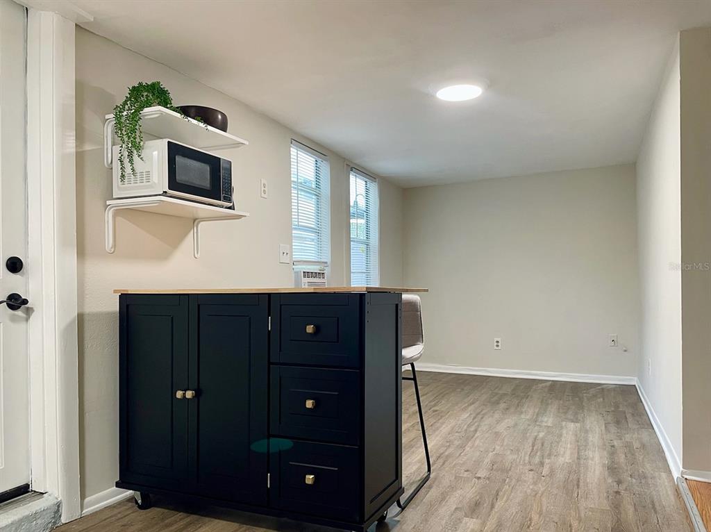 333 9th Avenue North, Unit B St. Petersburg, FL 33701 - Photo 5 of 8