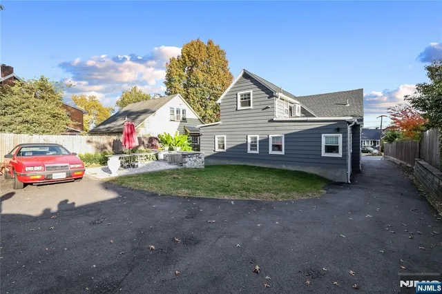 $895,000 | 165 Pine Street, Hackensack, NJ 07601