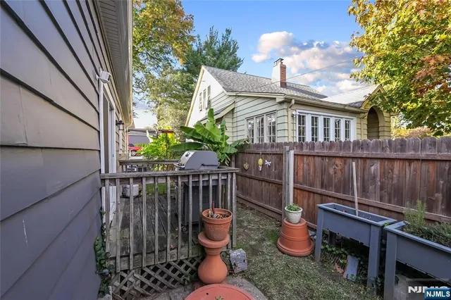 $895,000 | 165 Pine Street, Hackensack, NJ 07601