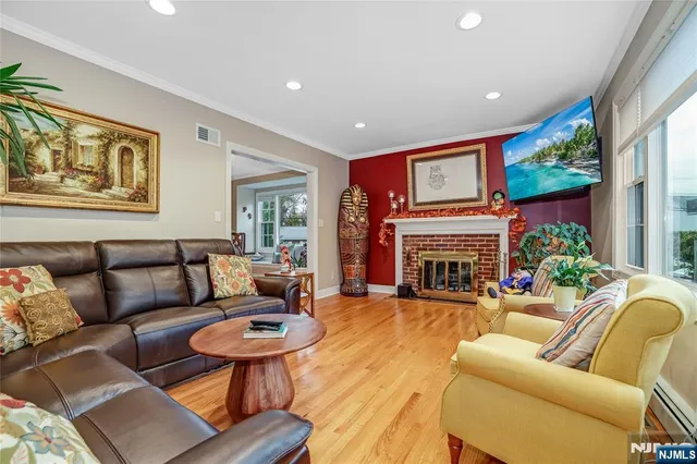 $895,000 | 165 Pine Street, Hackensack, NJ 07601