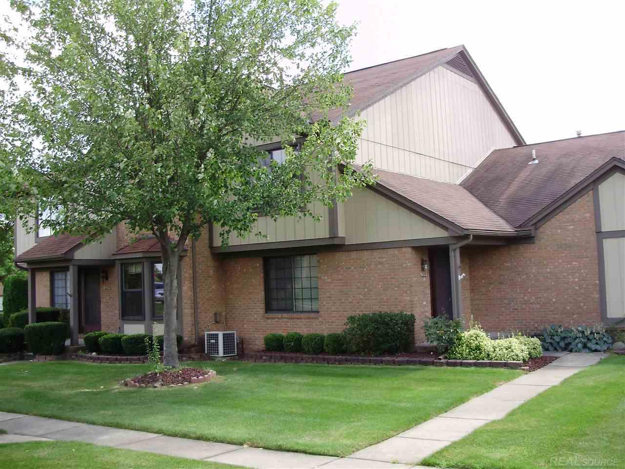 385 Meadow Bridge Rochester, MI 48307 - Photo 1 of 6