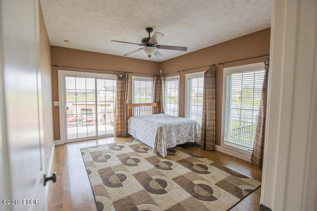 307 Twin Lakes Road Carterville, IL 62918 - Photo 19 of 24 Gallery Image 19