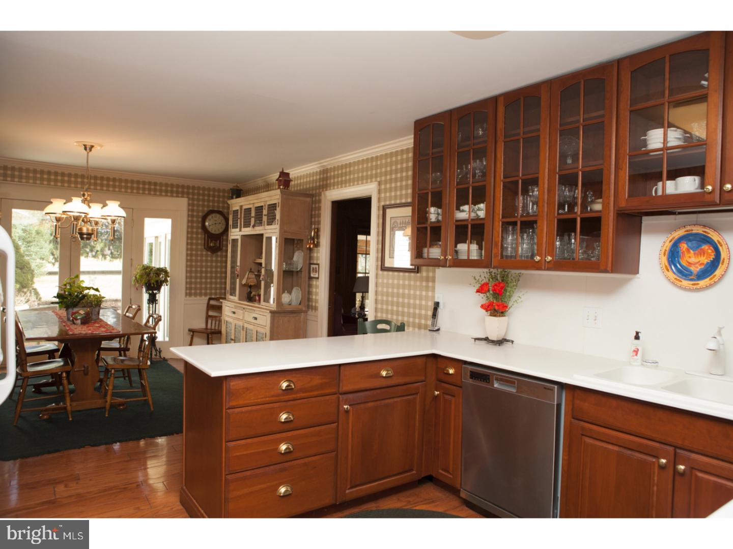 1106 Washington Ridge South West Chester, PA 19382 - Photo 10 of 25 Kitchen