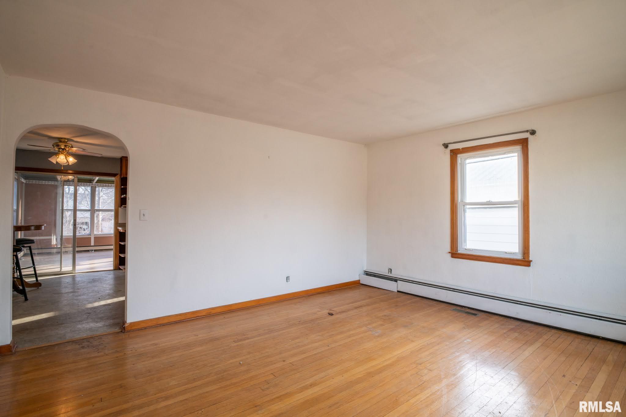 1109 Kern Road Washington, IL 61571 - Photo 18 of 37 Gallery Image 18