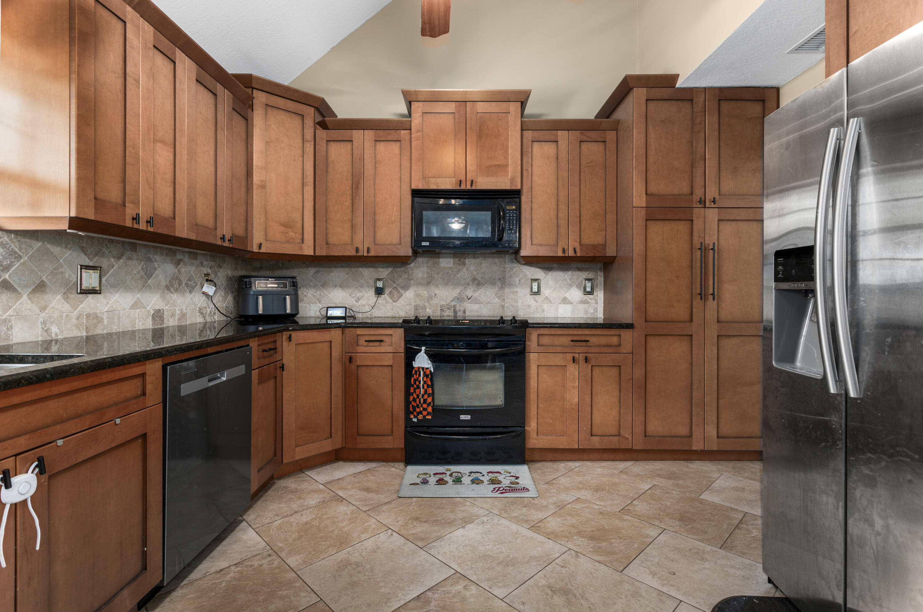 4152 Fairfax Drive Mims, FL 32754 - Photo 23 of 45 Kitchen