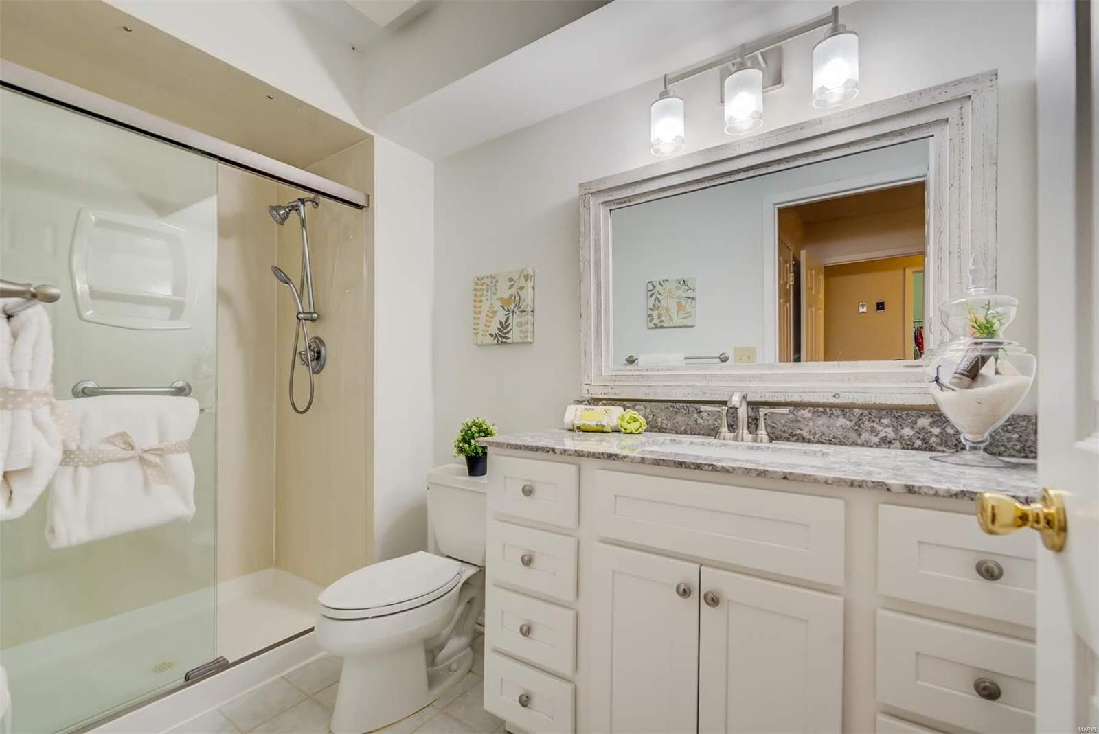 15538 Easy Ridge Court Chesterfield, MO 63017 - Photo 20 of 35 Gallery Image 20