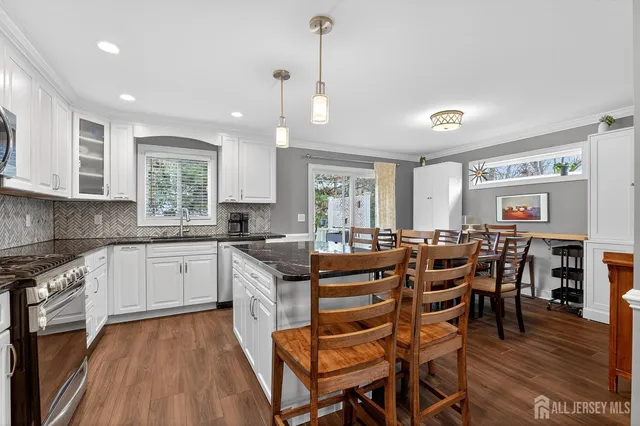 $635,000 | 152 Austin Avenue, Old Bridge, NJ 08857