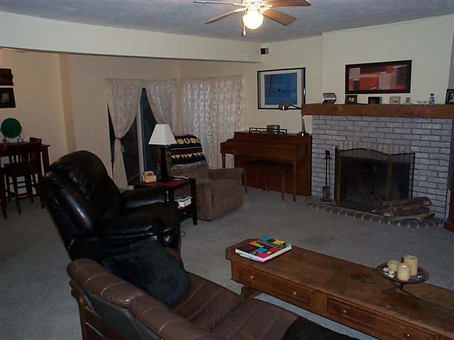 804 Spring Street Washington, IL 61571 - Photo 6 of 9 Gallery Image 6