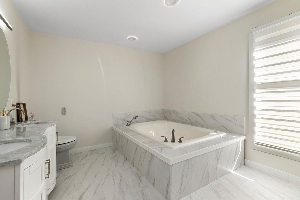 1368 Bluewater Road Harrisonburg, VA 22801 - Photo 23 of 52 a bathroom with a sink and a toilet