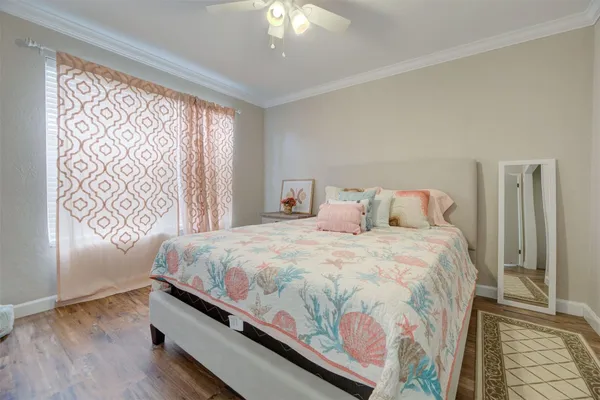 $3,190,700 | 4821 Northeast 28th Avenue, Lighthouse Point, FL 33064