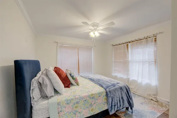 $3,190,700 | 4821 Northeast 28th Avenue, Lighthouse Point, FL 33064