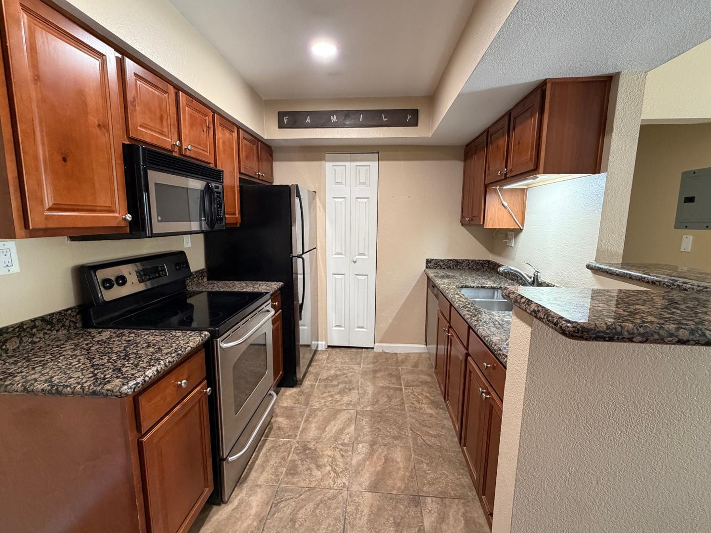 5877 North Granite Reef Road, Unit 1151 Scottsdale, AZ 85250 - Photo 21 of 25 Photo #21