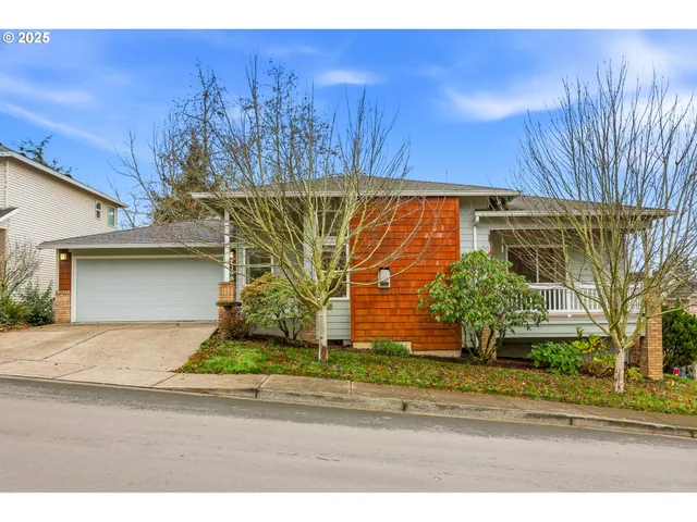 $425,000 | 1398 Southwest Binford Lake Parkway, Gresham, OR 97080