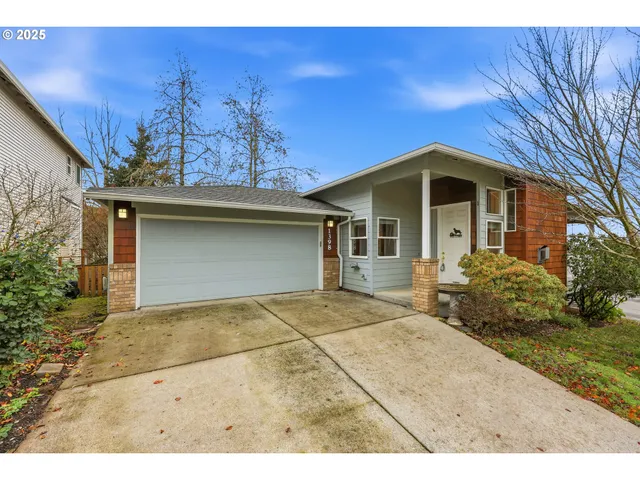 $425,000 | 1398 Southwest Binford Lake Parkway, Gresham, OR 97080