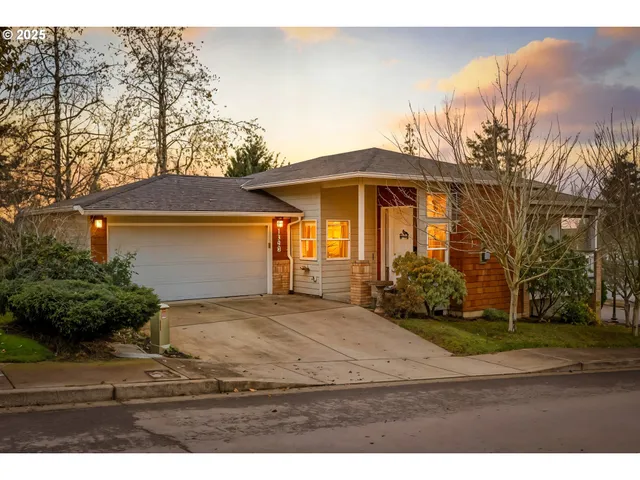 $425,000 | 1398 Southwest Binford Lake Parkway, Gresham, OR 97080