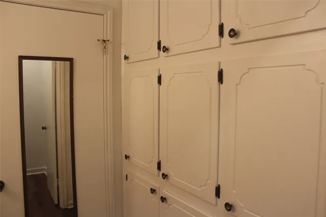 $1,600 | 265 Wayne Drive, Clute, TX 77531