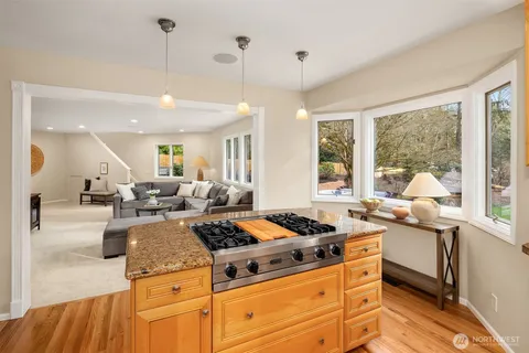 $1,838,000 | 18605 Northeast 191st Street, Woodinville, WA 98077