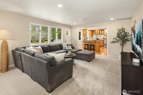 $1,838,000 | 18605 Northeast 191st Street, Woodinville, WA 98077