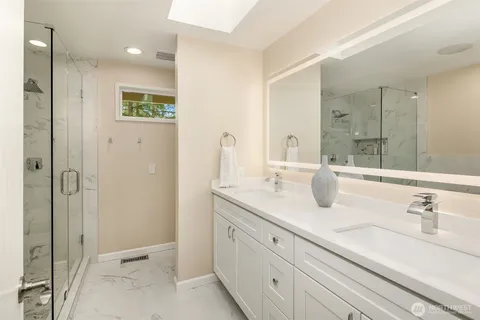 $1,838,000 | 18605 Northeast 191st Street, Woodinville, WA 98077