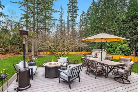 $1,838,000 | 18605 Northeast 191st Street, Woodinville, WA 98077