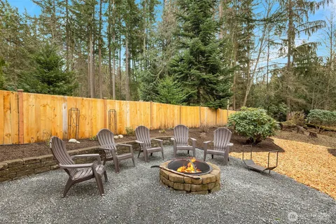 $1,838,000 | 18605 Northeast 191st Street, Woodinville, WA 98077