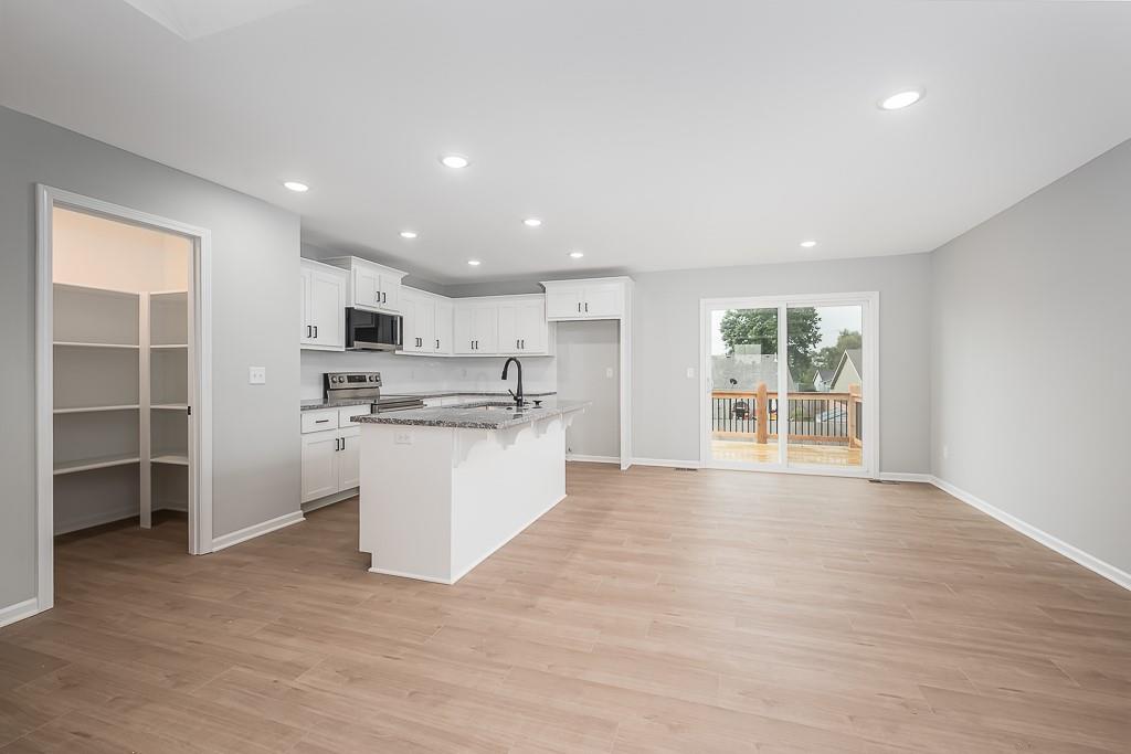 1007 2nd Street Perry, KS 66073 - Photo 3 of 22