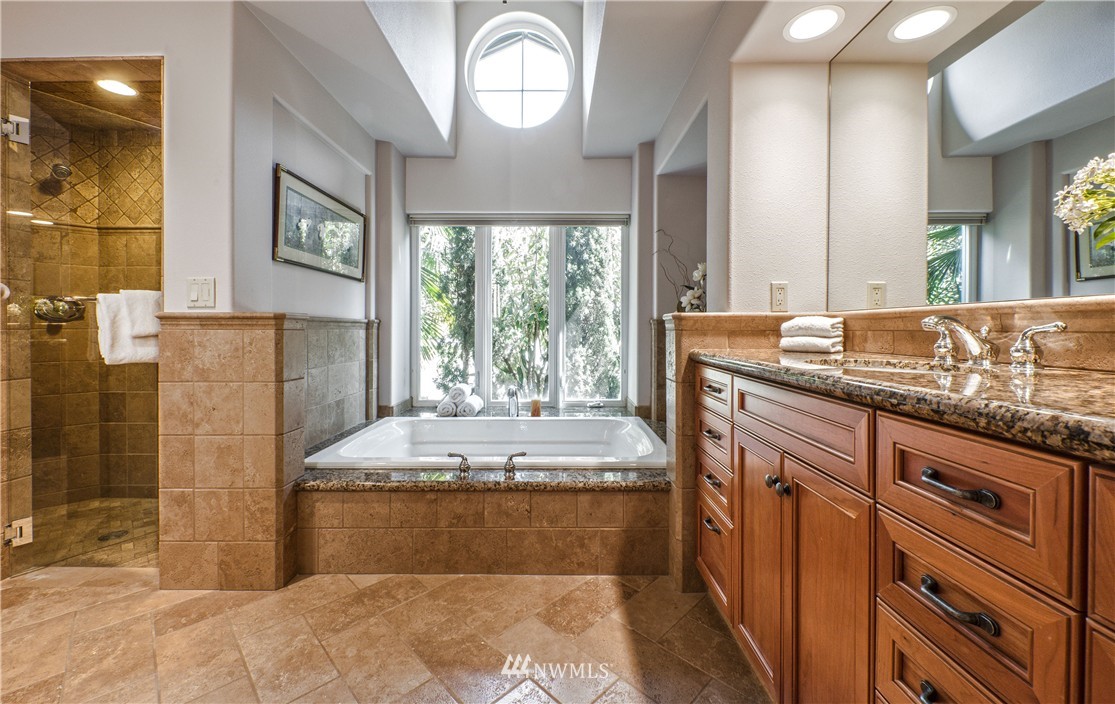 23211 Kingsbury Road Southwest Vashon, WA 98070 - Photo 14 of 25 Gallery Image 14