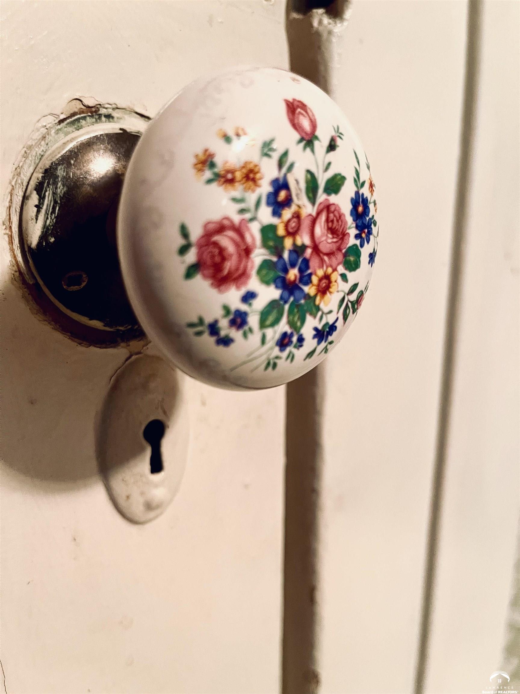 1908 Ohio Street Lawrence, KS 66046 - Photo 11 of 14