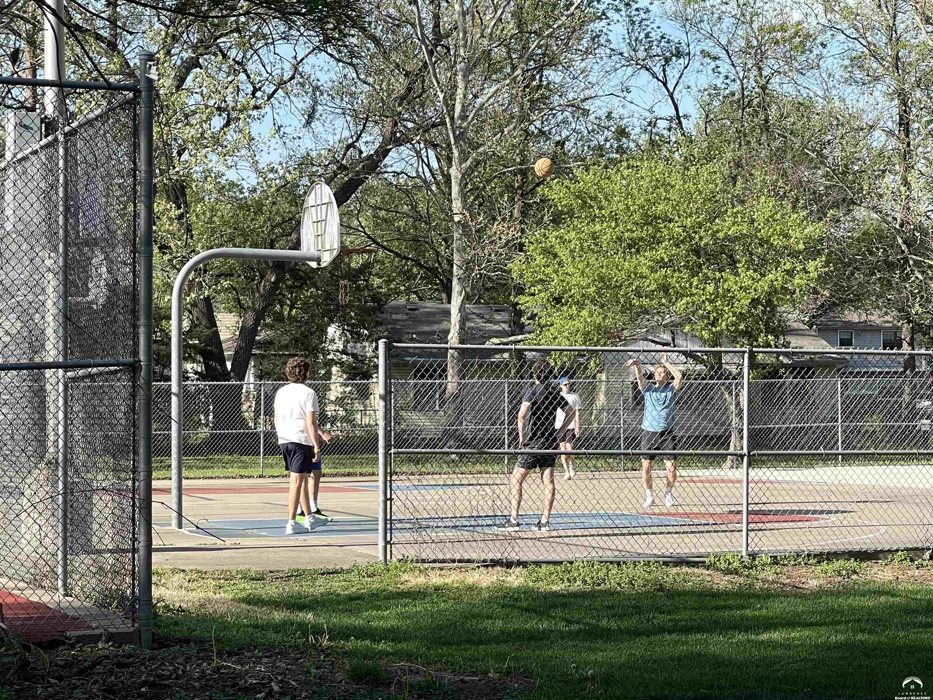 1908 Ohio Street Lawrence, KS 66046 - Photo 13 of 14