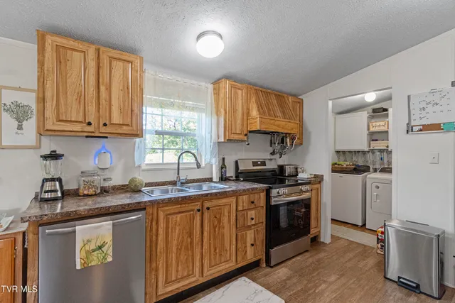 $300,000 | 398 Teague Road, Chuckey, TN 37641