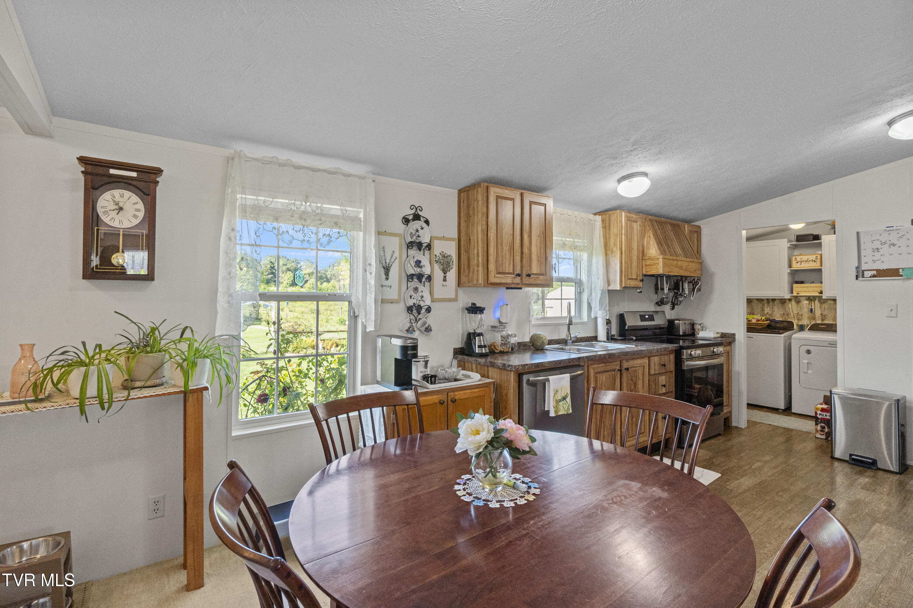 398 Teague Road Chuckey, TN 37641 - Photo 3 of 49 3