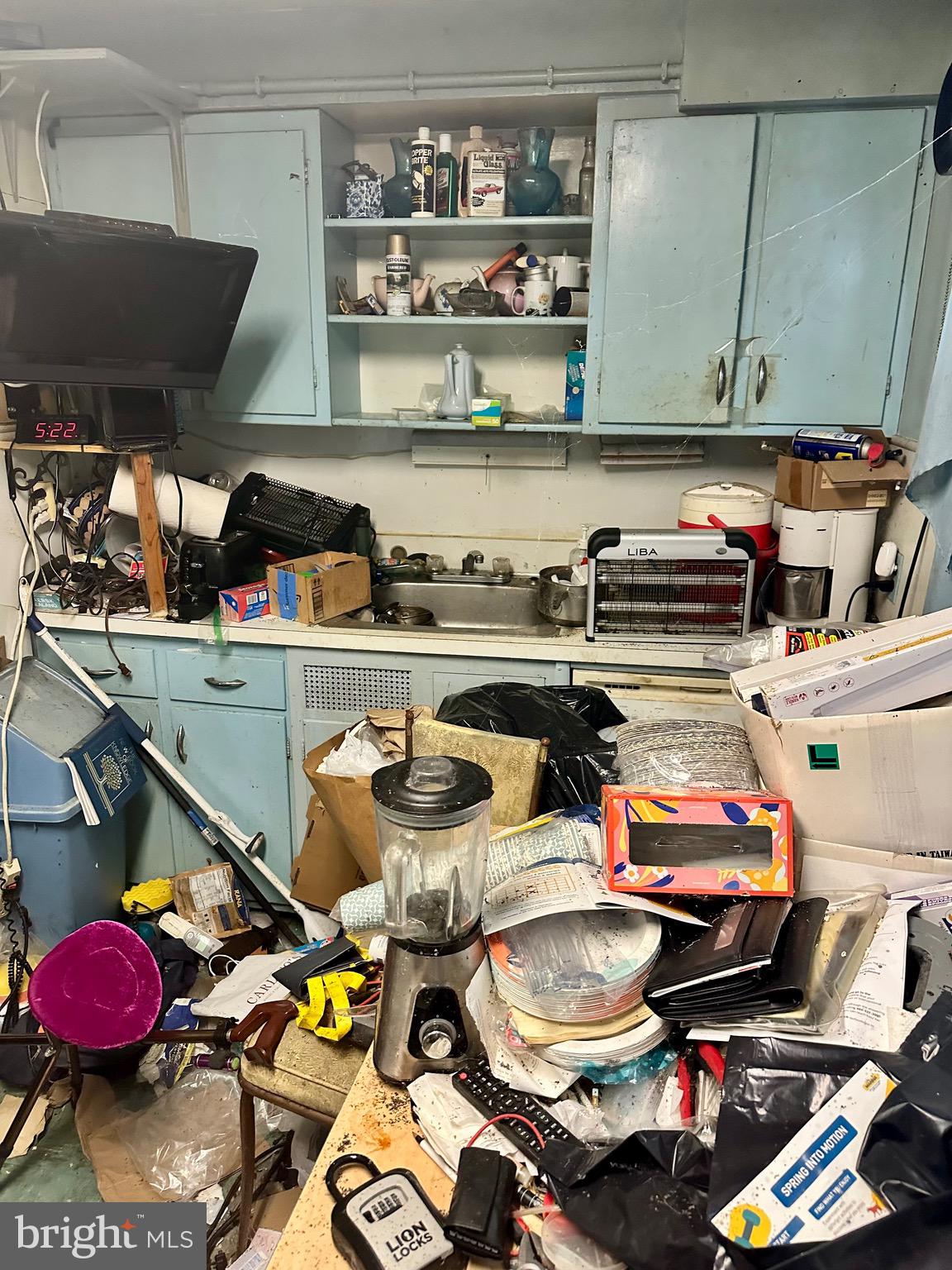 210 Farnham Road Havertown, PA 19083 - Photo 7 of 18 a room with storage and utility