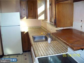 4 Patrick Henry Road New Castle, DE 19720 - Photo 2 of 5 Gallery Image 2