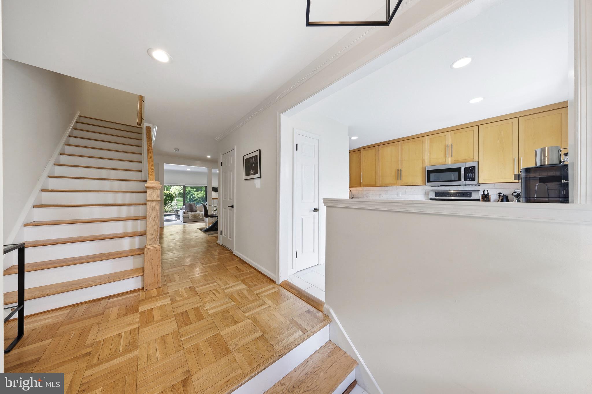 633 East Main Street, Unit B2 Moorestown, NJ 08057 - Photo 2 of 11