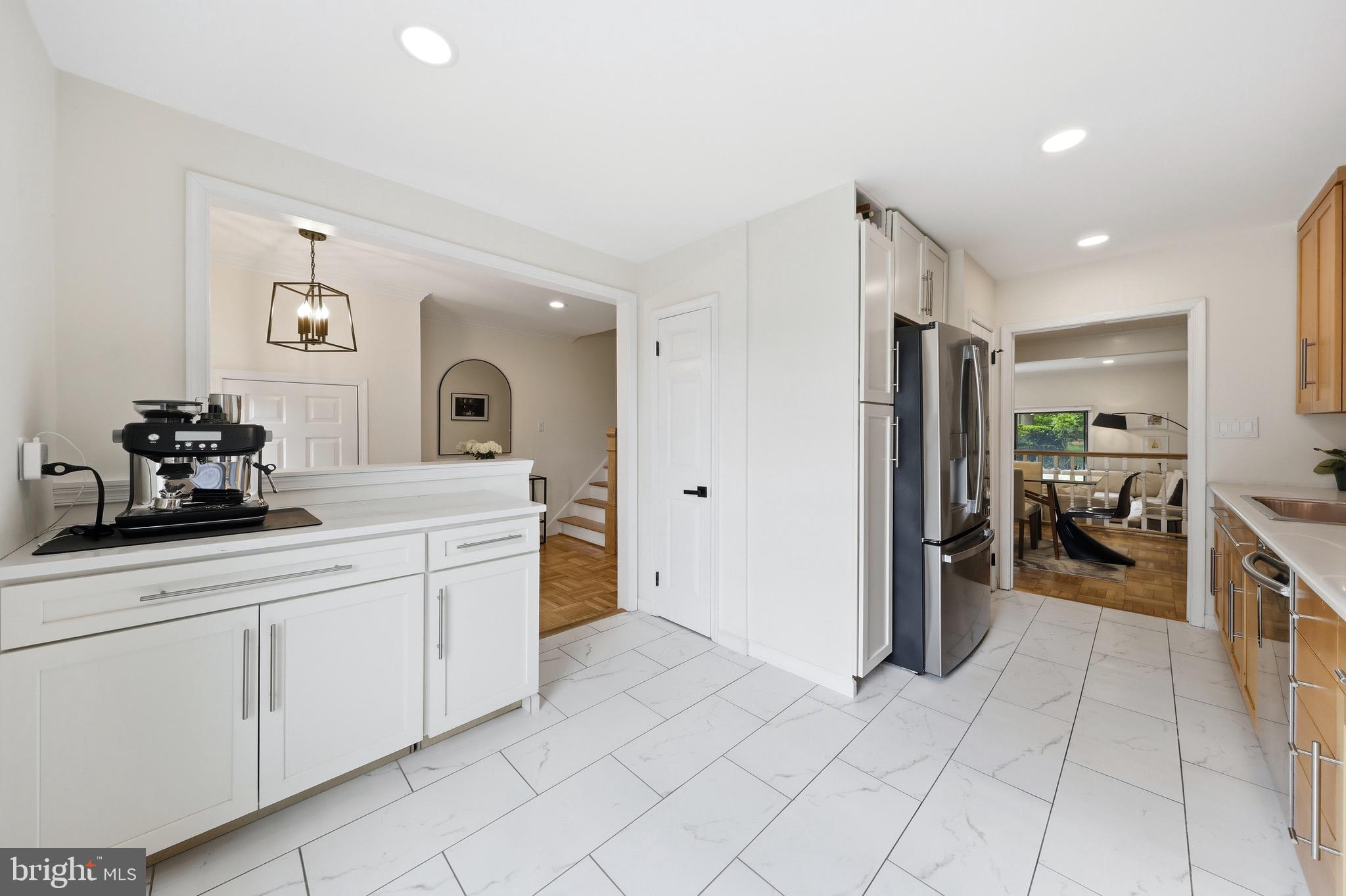 633 East Main Street, Unit B2 Moorestown, NJ 08057 - Photo 4 of 11