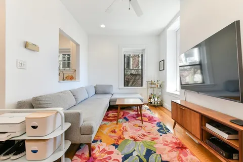 $539,000 | 529 East Broadway, Unit 4, Boston, MA 02127
