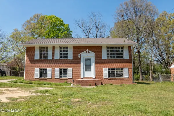 $182,500 | 423 Alabama Avenue, Warner Robins, GA 31093