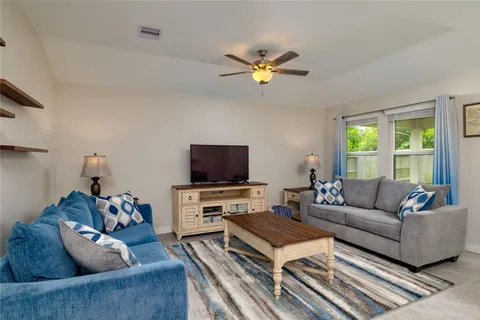 $325,000 | 4910 Bottlebrush Drive, Pearland, TX 77584
