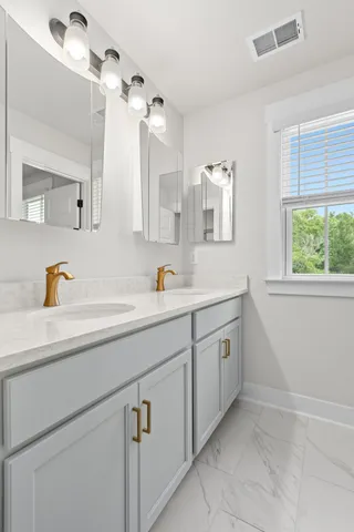 $347,900 | 5133 Park Creek Avenue, North Charleston, SC 29418