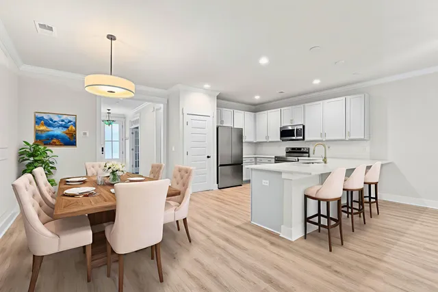 $347,900 | 5133 Park Creek Avenue, North Charleston, SC 29418