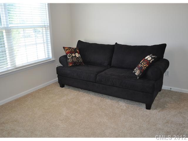 12007 Fox Glen Road Charlotte, NC 28269 - Photo 10 of 16