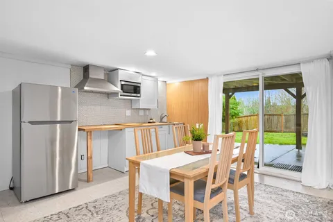 $729,500 | 2219 Old Lakeway Drive, Bellingham, WA 98229