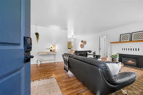 $729,500 | 2219 Old Lakeway Drive, Bellingham, WA 98229