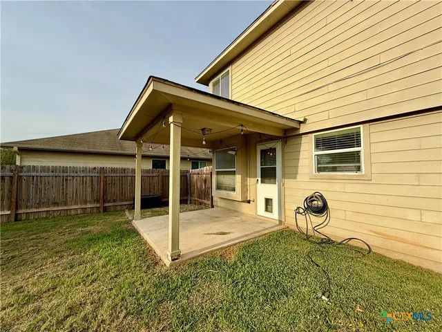 $1,750 | 558 Briggs Drive, New Braunfels, TX 78130