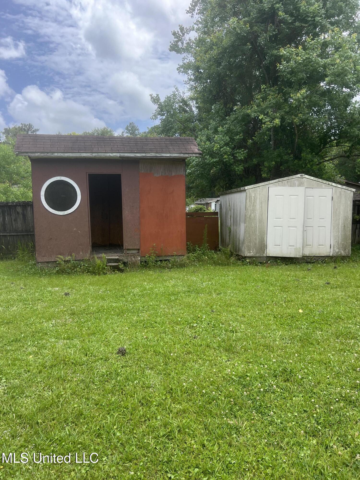 1809 Riverside Drive Gautier, MS 39553 - Photo 20 of 21 IMG_8322