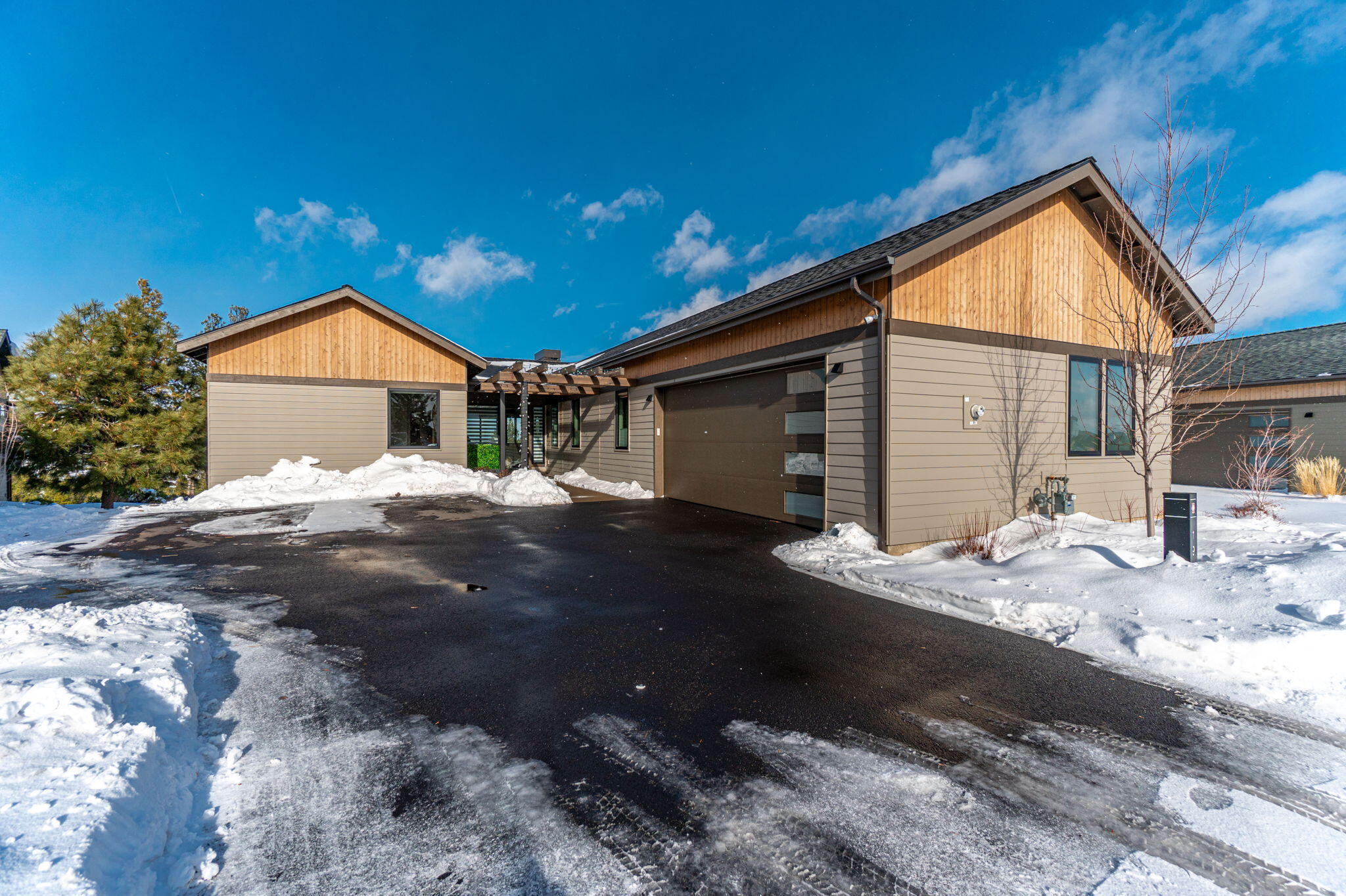 19191 Gateway Loop Bend, OR 97702 - Photo 38 of 60 14-web-or-mls-Riley Visuals-19