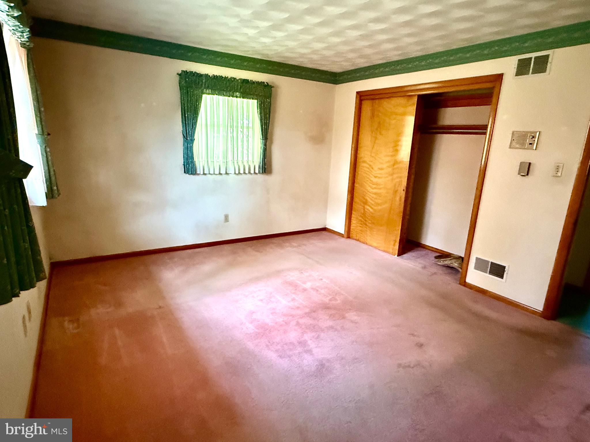 310 Hemlock Road Mechanicsburg, PA 17055 - Photo 12 of 25